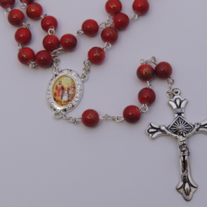 Terço Acrílico 8mm vermelho rajado Trevo Pai Eterno.