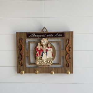 Porta-chaves Divino Pai Eterno Vazado em MDF