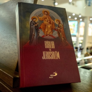 Bíblia de Jerusalém com Folhas Pintadas